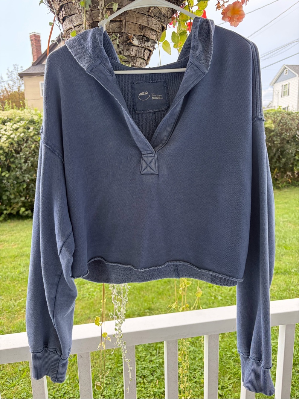 aerie Navy Cropped Hooded Pullover